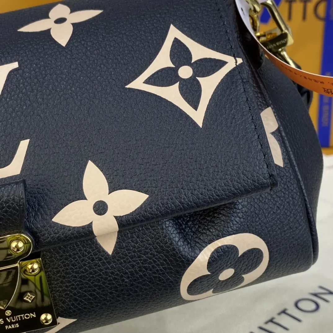 monogram favorite bag m45859 6 monogram favorite bag m45859 6