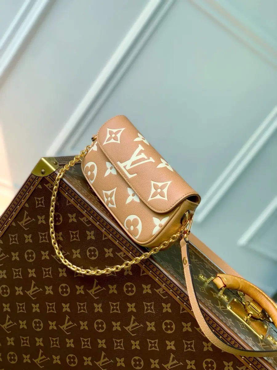 monogram ivy wallet on chain bag m12758 4