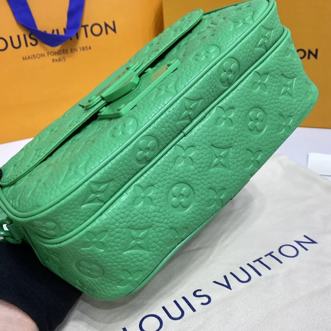 monogram macassar s lock messenger green m20904 green 3