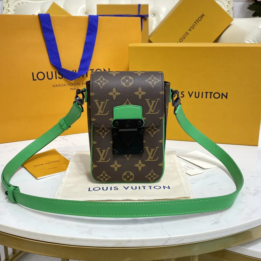 monogram macassar s lock vertical wearable wallet green m81522 green 1