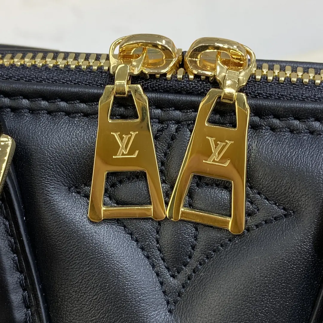 monogram motif alma bb bag m59793 6