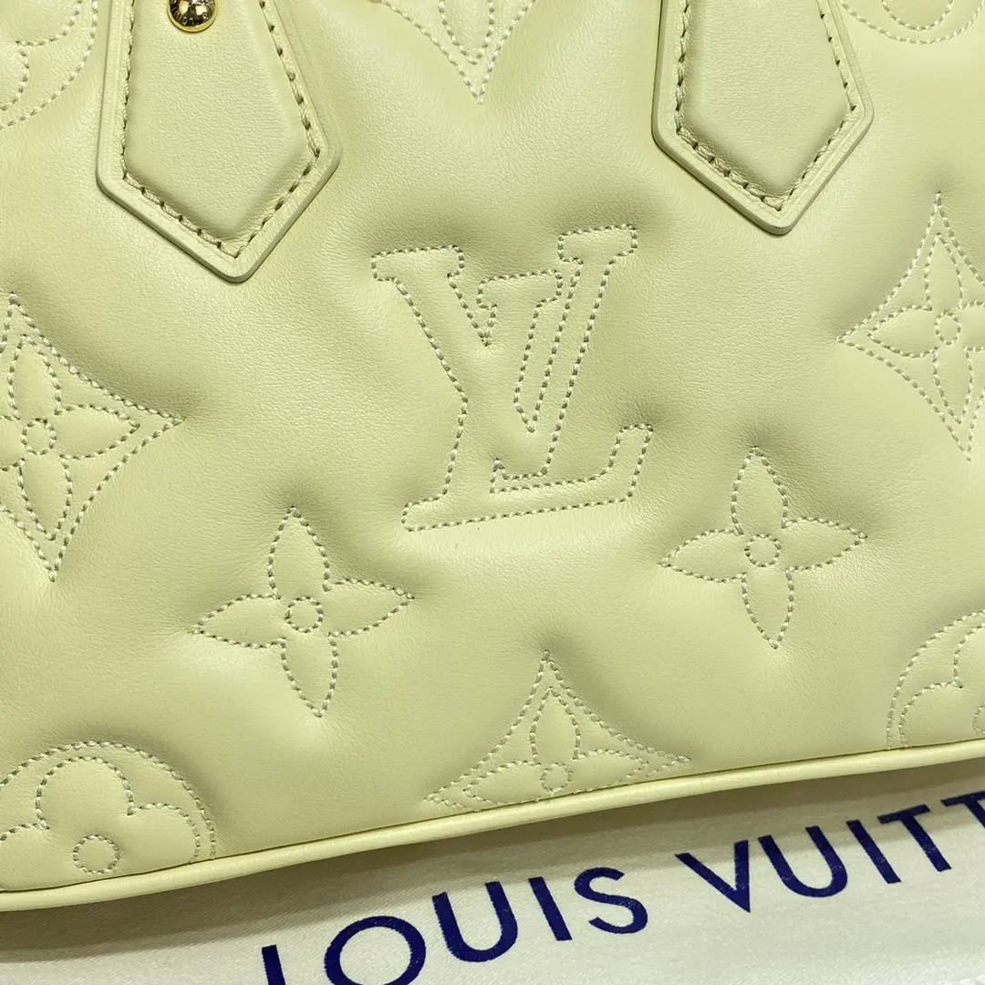 monogram motif alma bb bag m59821 4