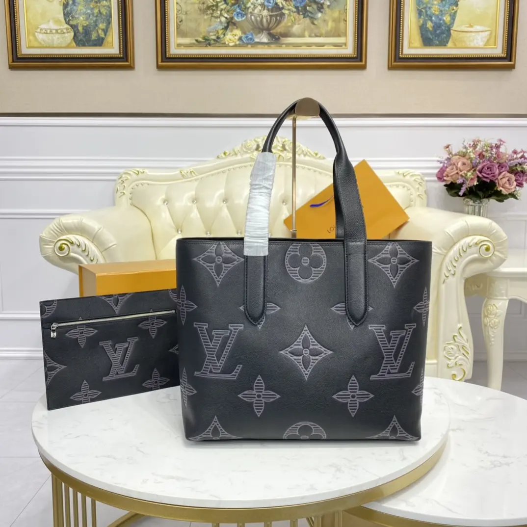 monogram motif cabas voyage m57290 4