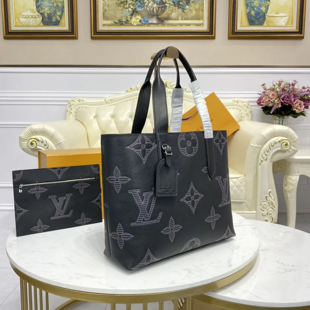 monogram motif cabas voyage m57290 6