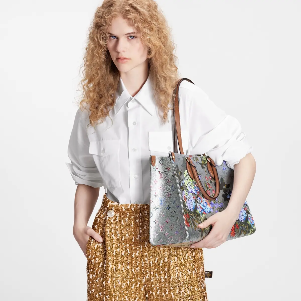 monogram motif onthego mm tote bag m21233 2