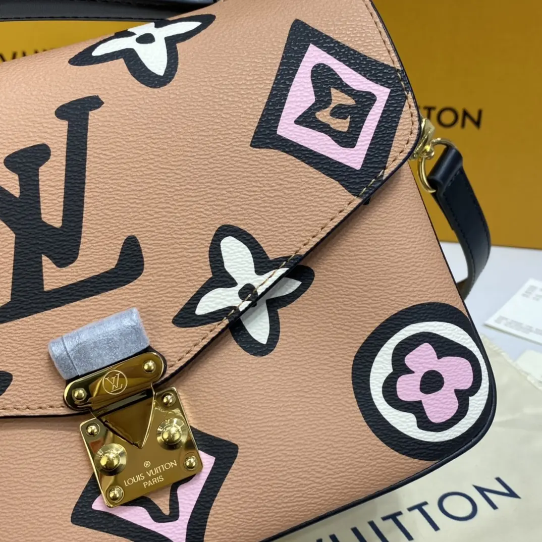 monogram pochette metis m45823 3 monogram pochette metis m45823 3