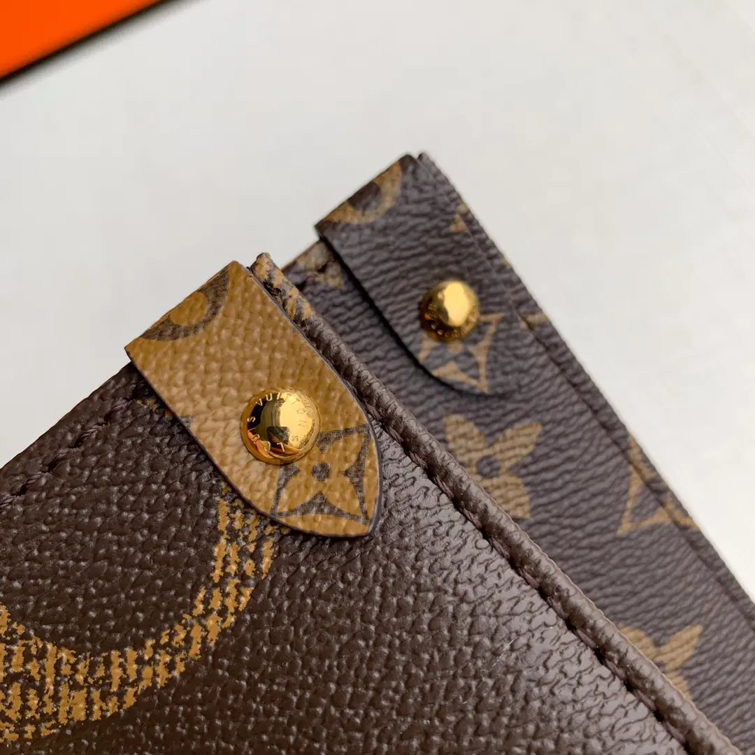 monogram reverse onthego mm m45039 9