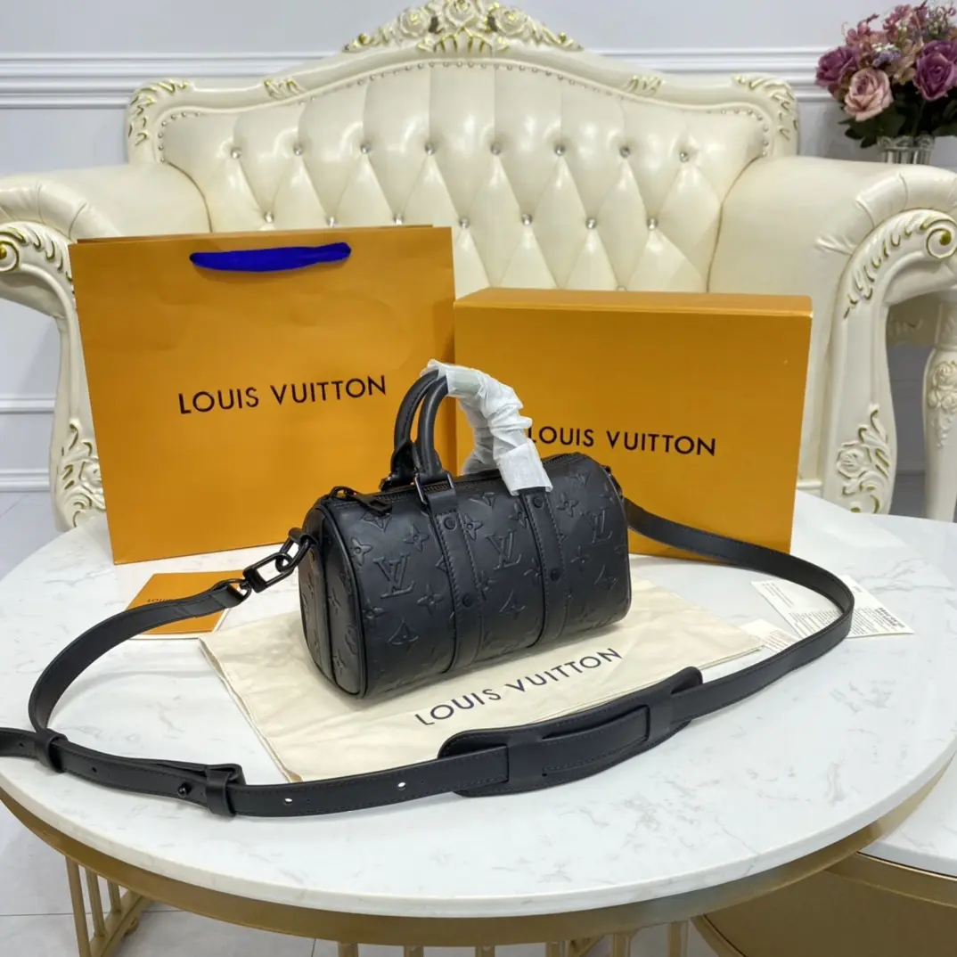 monogram seal keepall xs black m57960 5