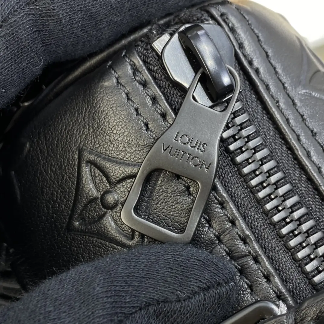 monogram seal keepall xs black m57960 6