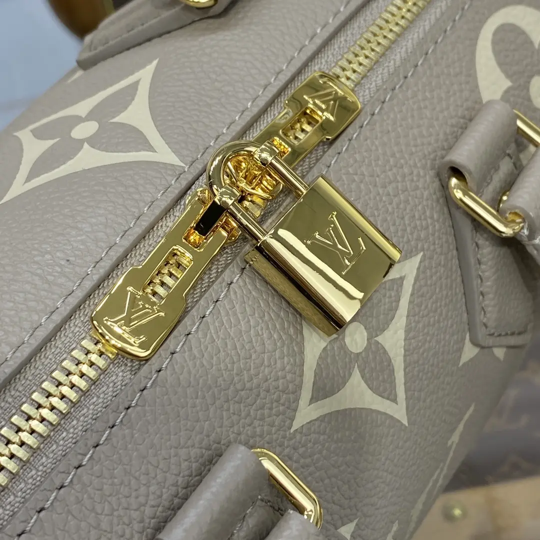 monogram speedy bandouliere 20 m46575 4 monogram speedy bandouliere 20 m46575 4