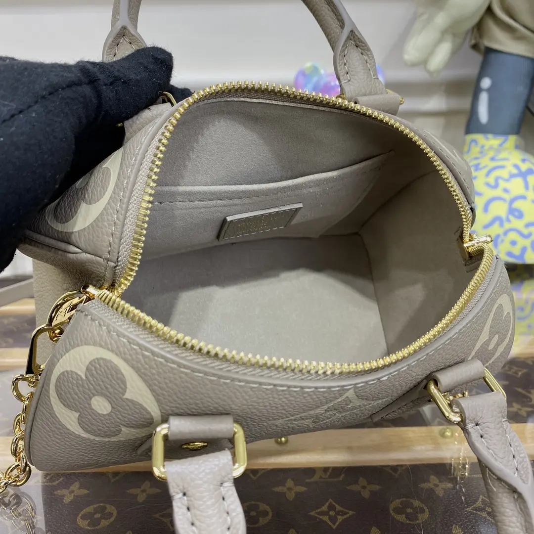 monogram speedy bandouliere 20 m46575 9 monogram speedy bandouliere 20 m46575 9
