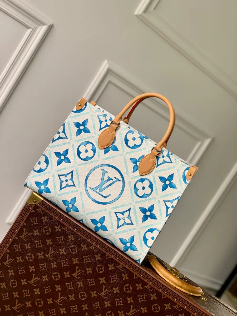 monogram tiles onthego mm handbag m11262 11 monogram tiles onthego mm handbag m11262 11
