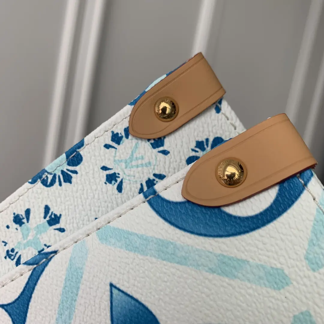 monogram tiles onthego mm handbag m11262 8 monogram tiles onthego mm handbag m11262 8