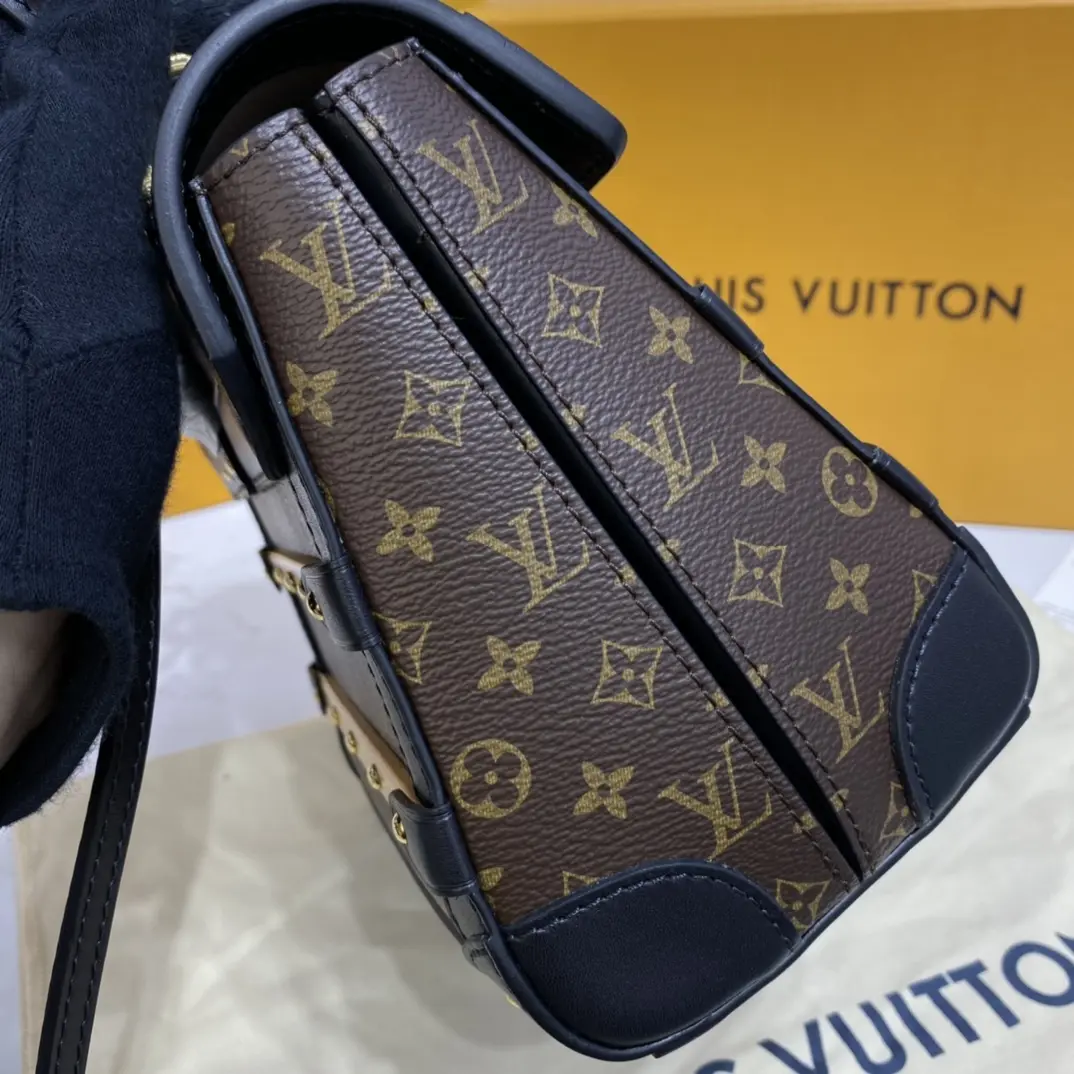 monogram trianon pm m45908 4 monogram trianon pm m45908 4