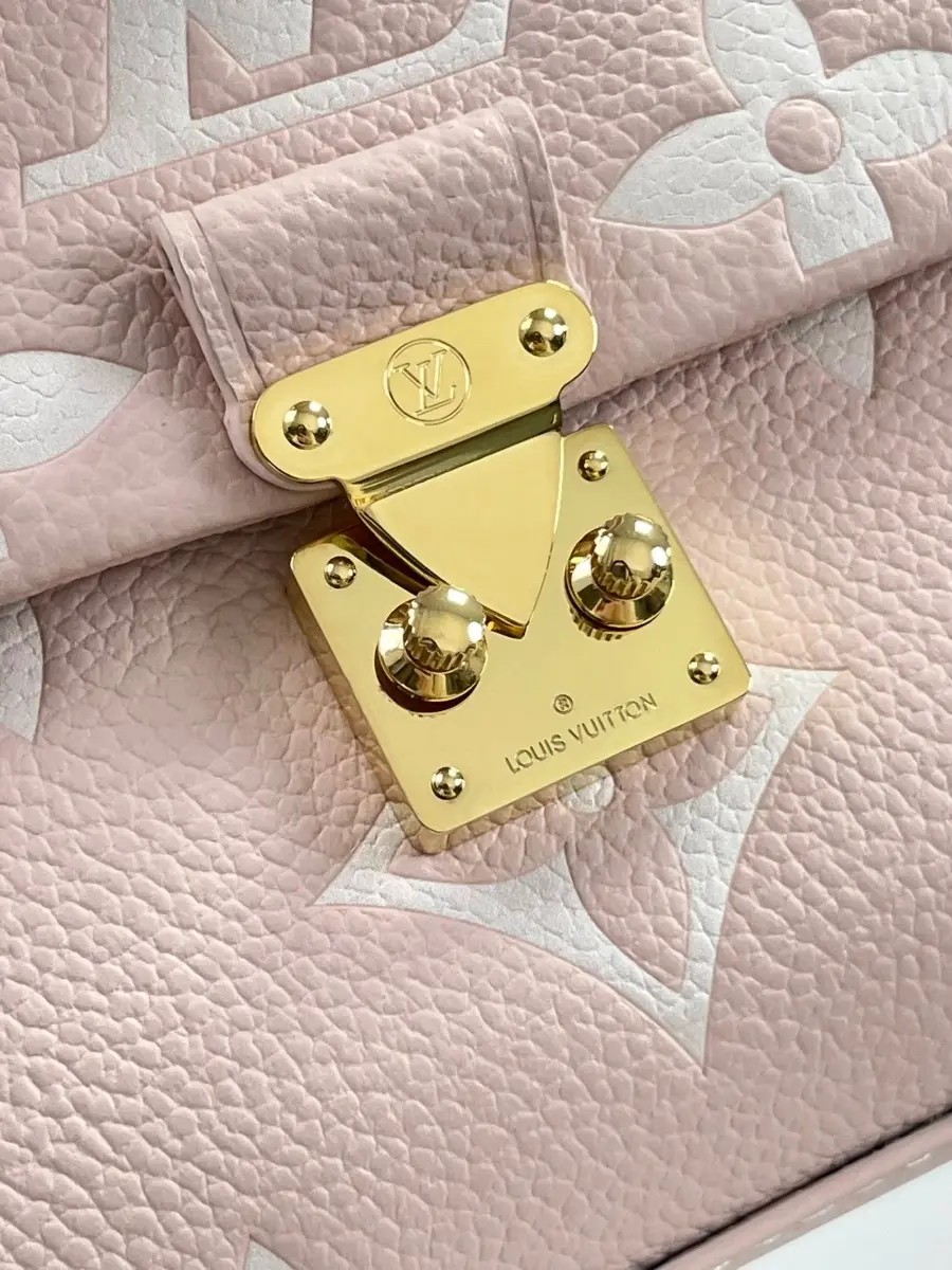 nano madeleine m13796 7 nano madeleine m13796 7