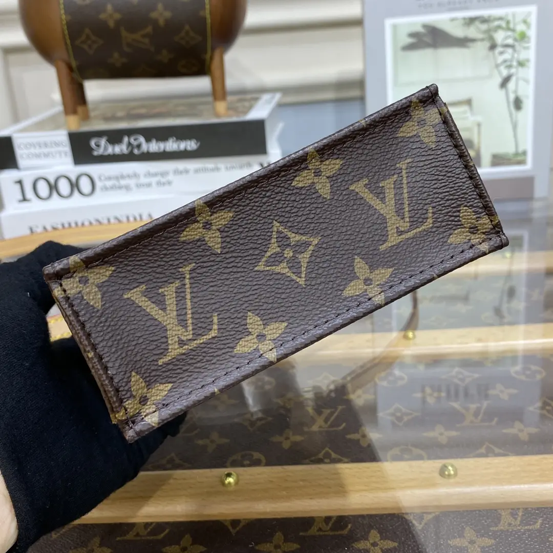 petit sac plat iconic bags m81295 10 petit sac plat iconic bags m81295 10