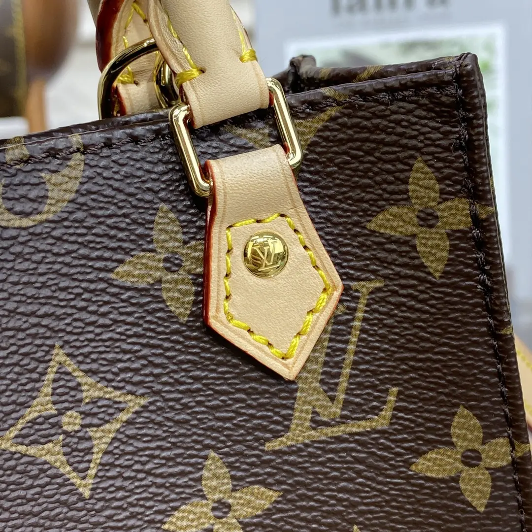 petit sac plat iconic bags m81295 4 petit sac plat iconic bags m81295 4