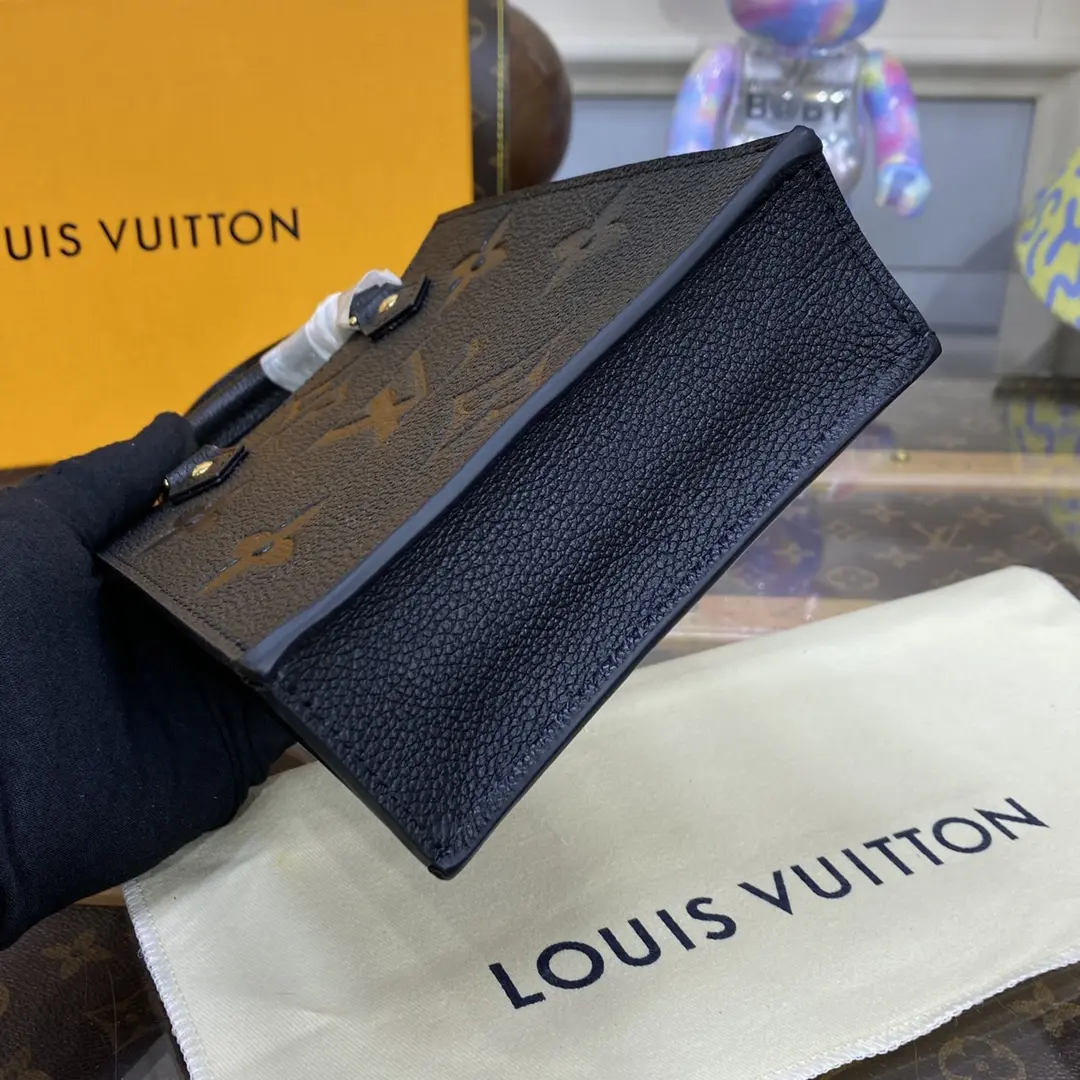 petit sac plat iconic bags m81417 10 petit sac plat iconic bags m81417 10