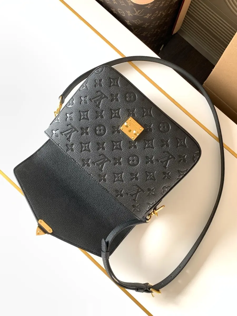 pochette metis m41487 10 pochette metis m41487 10