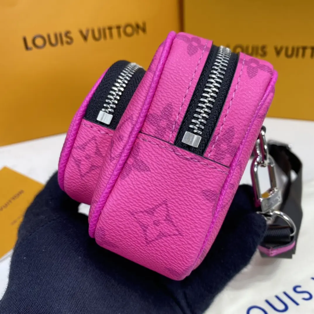 taiga leather outdoor pouch rose m30781 7 taiga leather outdoor pouch rose m30781 7