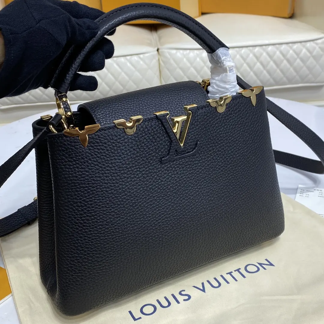 taurillon capucines mm black m54663 4