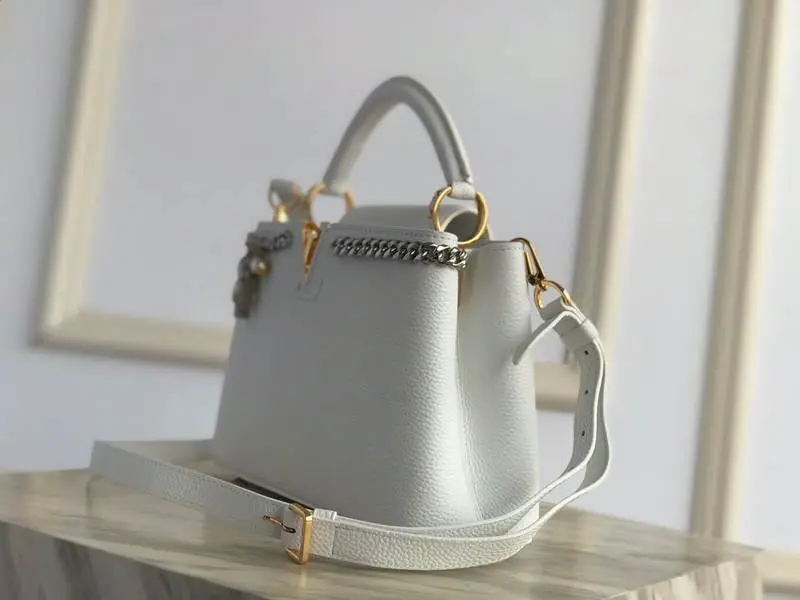 taurillon capucines pm white m52963 4