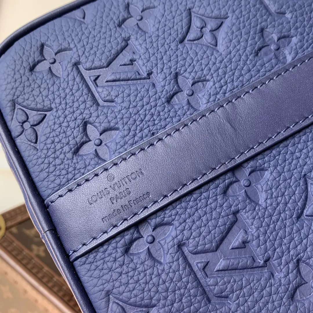 taurillon monogram keepall bandouliere 35 m11691 7 taurillon monogram keepall bandouliere 35 m11691 7