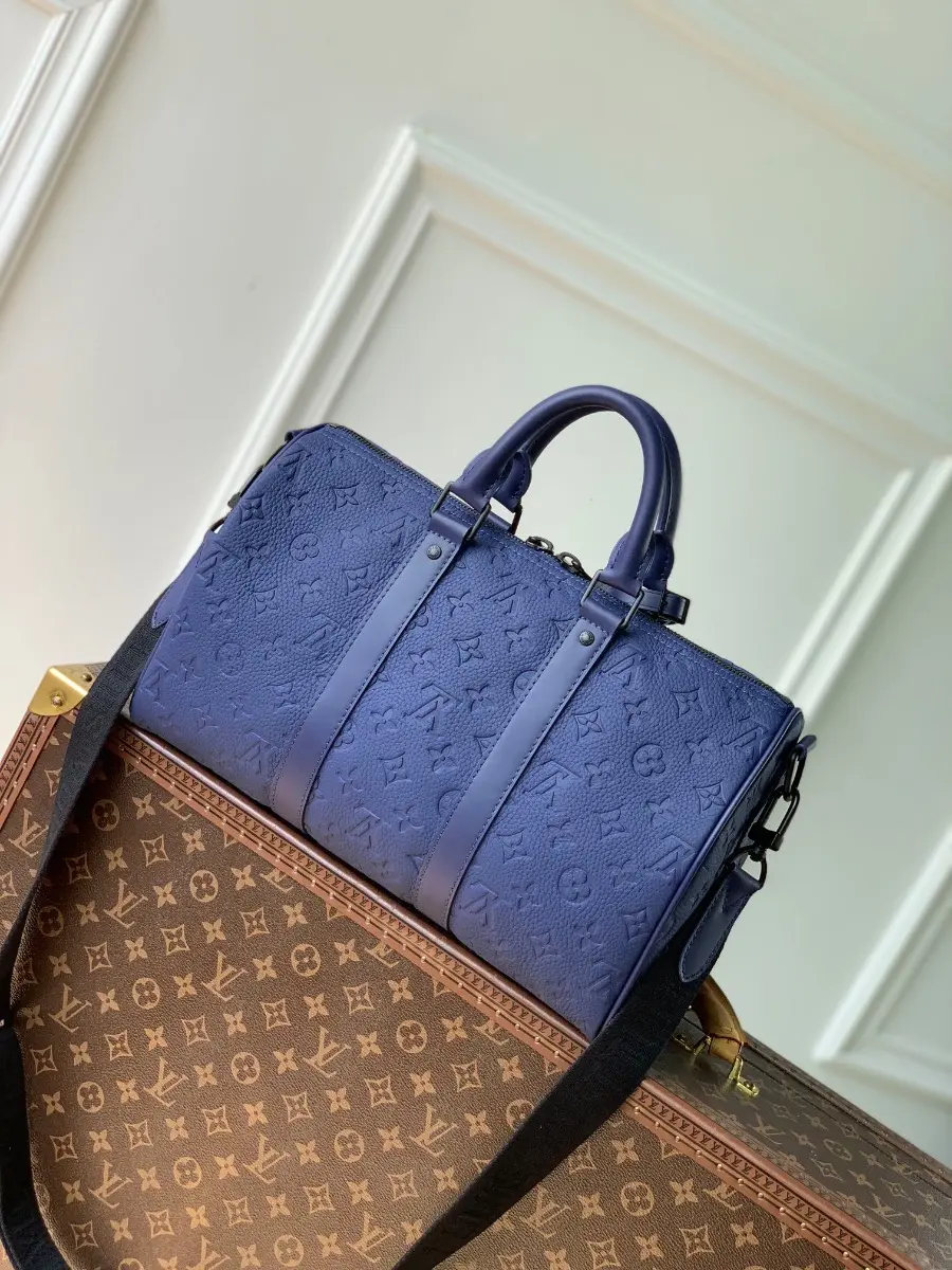 taurillon monogram keepall bandouliere 35 m11691 9 taurillon monogram keepall bandouliere 35 m11691 9