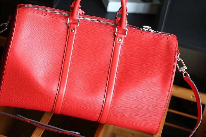 x supreme 2017 premium epi keepall 45 bandouliere red m53419 10 x supreme 2017 premium epi keepall 45 bandouliere red m53419 10