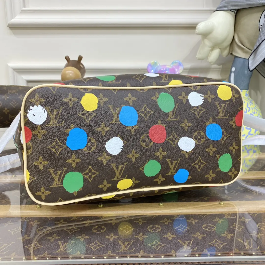 x yayoi kusama lv x yk neverfull mm m46381 4 x yayoi kusama lv x yk neverfull mm m46381 4