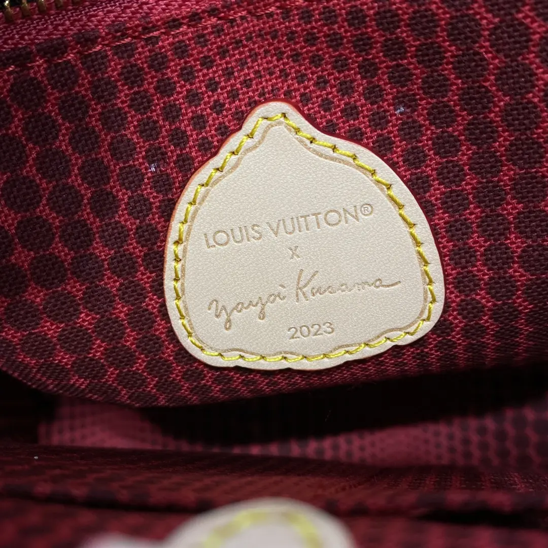 x yayoi kusama lv x yk onthego pm bag m46380 2 x yayoi kusama lv x yk onthego pm bag m46380 2
