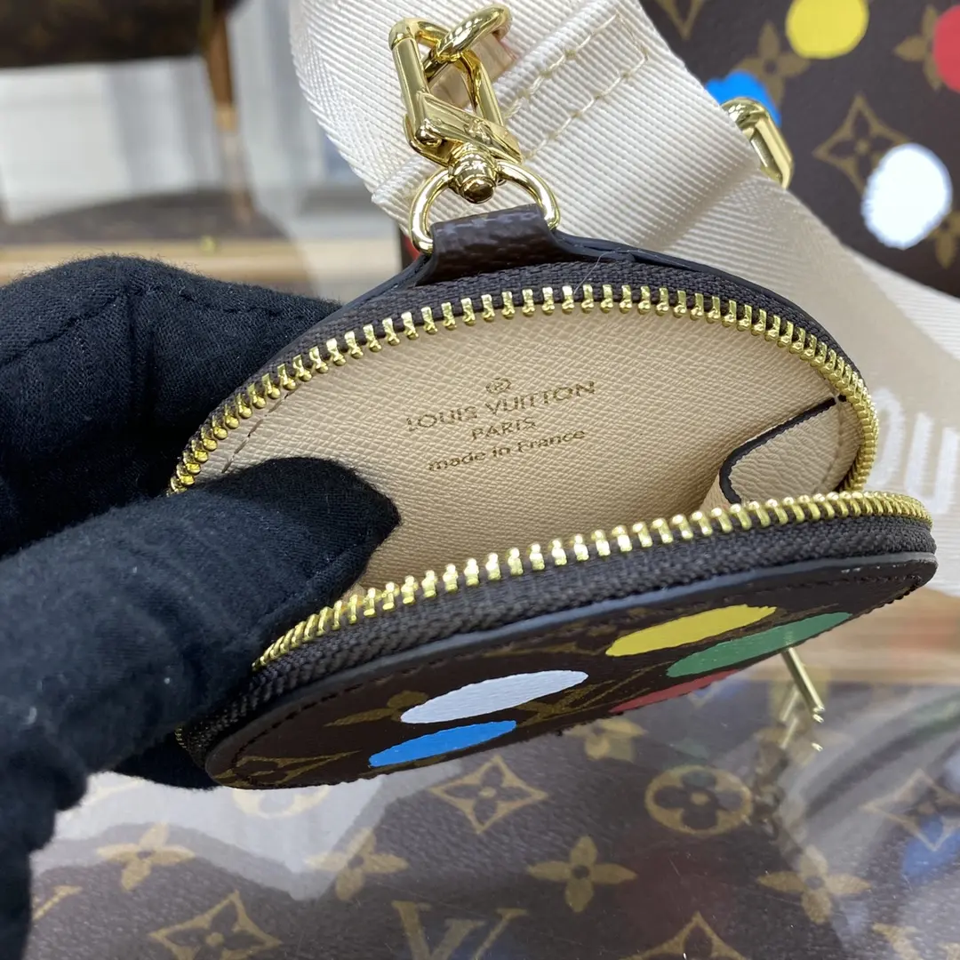x yayoi kusama lv x yk onthego pm bag m46380 7 x yayoi kusama lv x yk onthego pm bag m46380 7